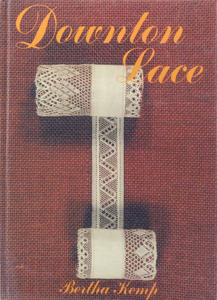 Kemp, Downton Lace. 1. Aufl.